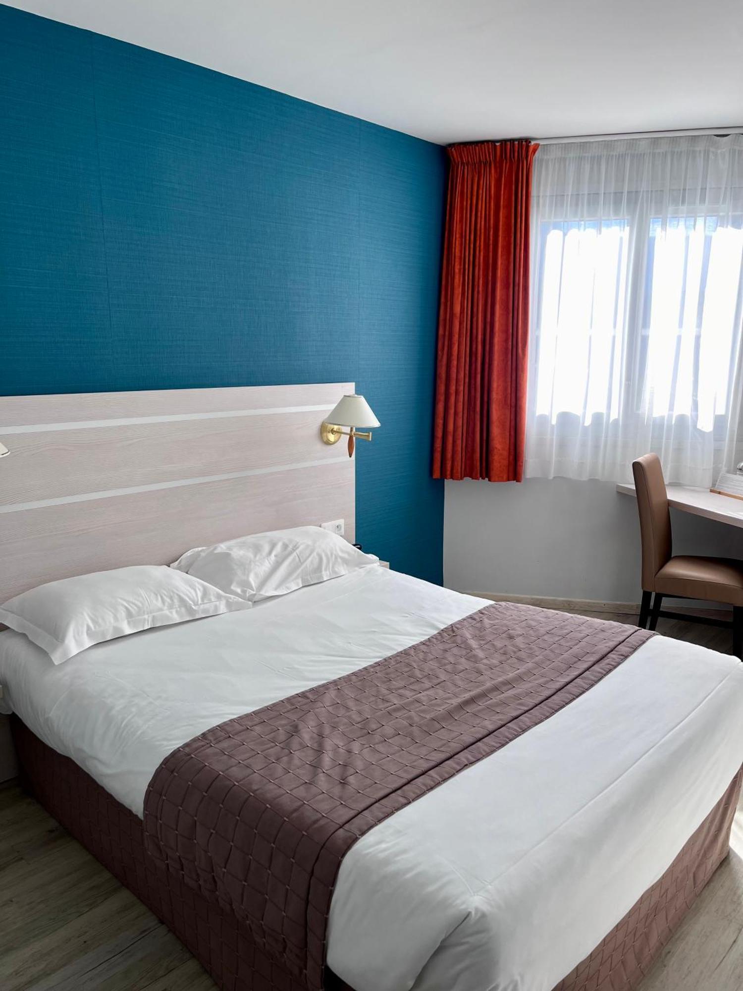 ננטואה Hotel-Restaurant De L'Embarcadere מראה חיצוני תמונה