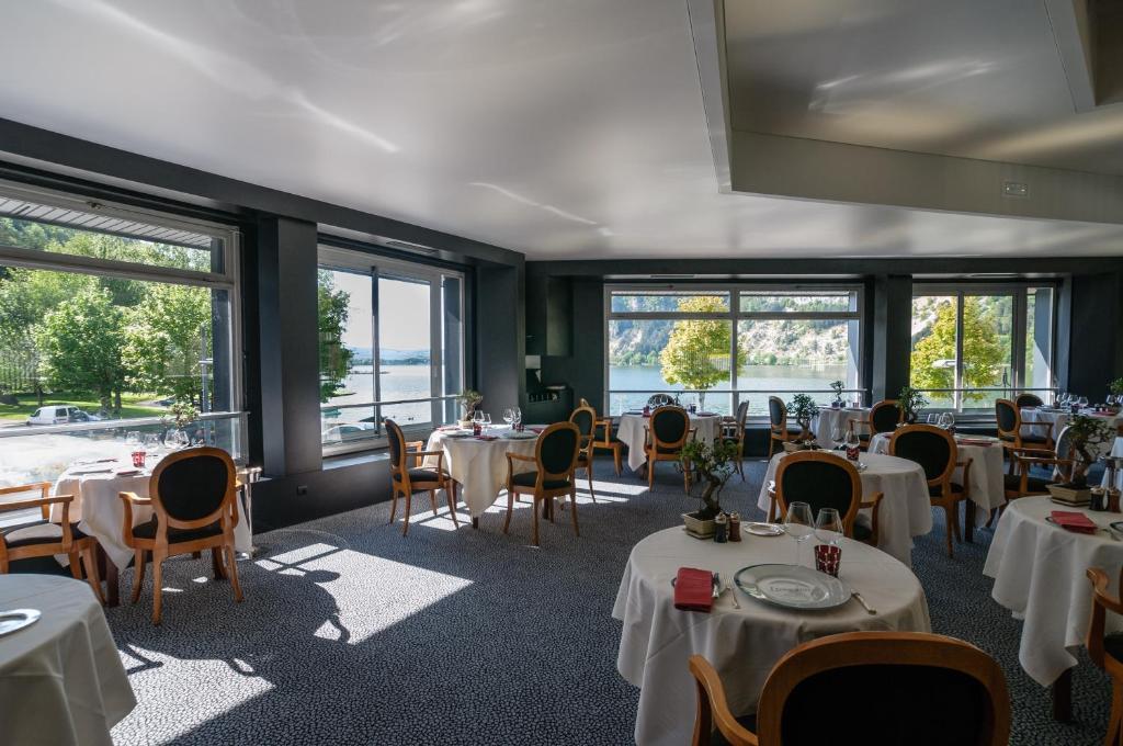 ננטואה Hotel-Restaurant De L'Embarcadere מראה חיצוני תמונה